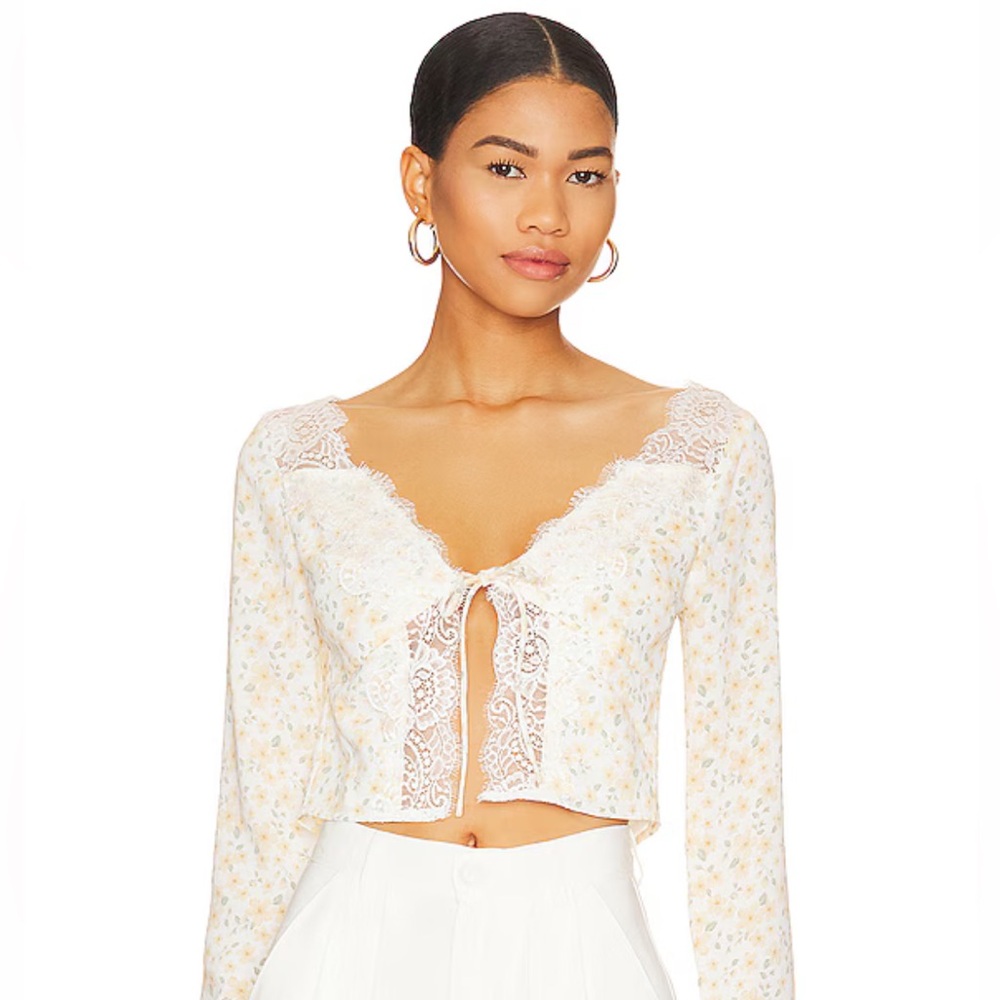 More to come Krystal revolve nwot floral lace  tie front blouse size xs